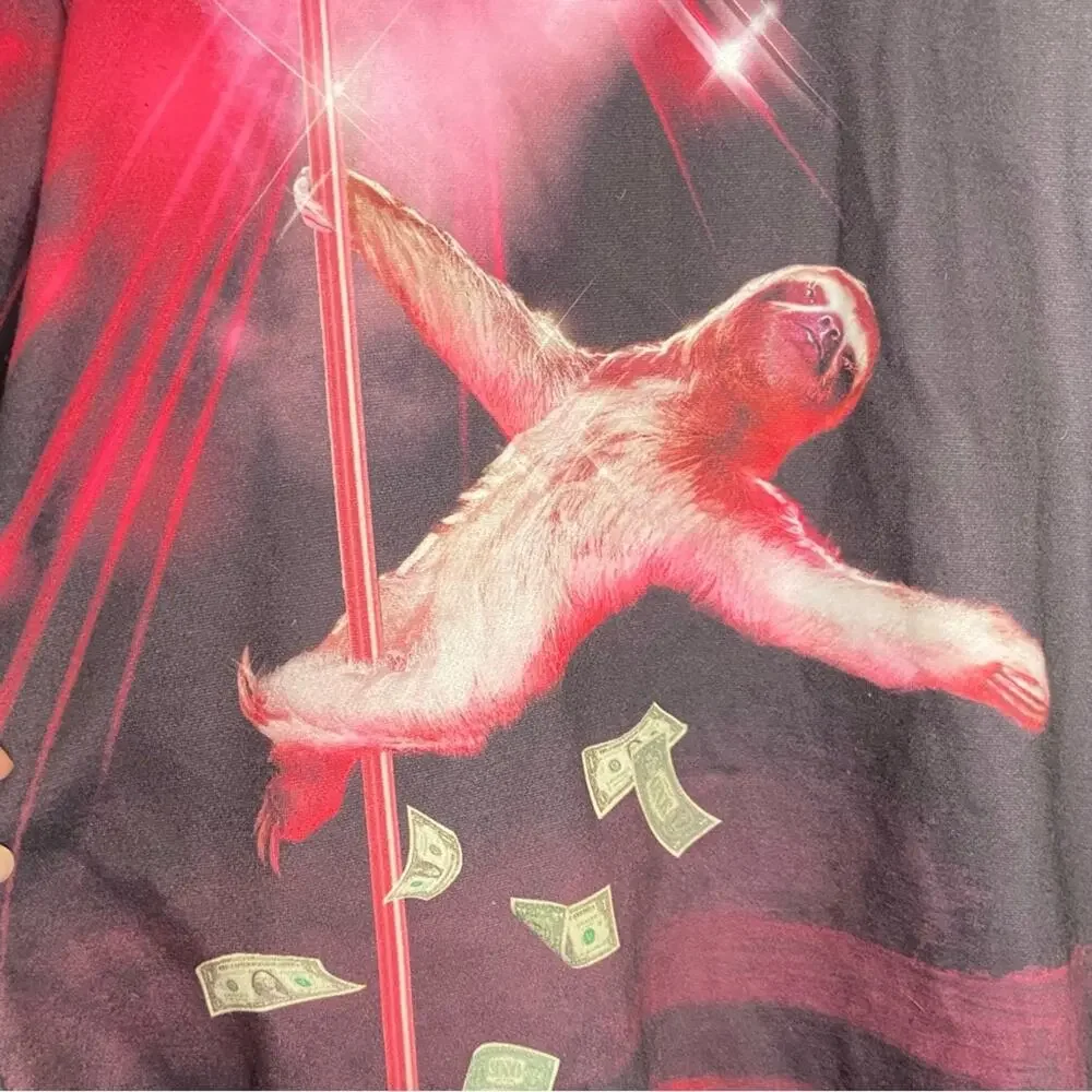 Sharp Shirter Stripper Sloth Crewneck Pullover Sweatshirt Men’s Size Medium